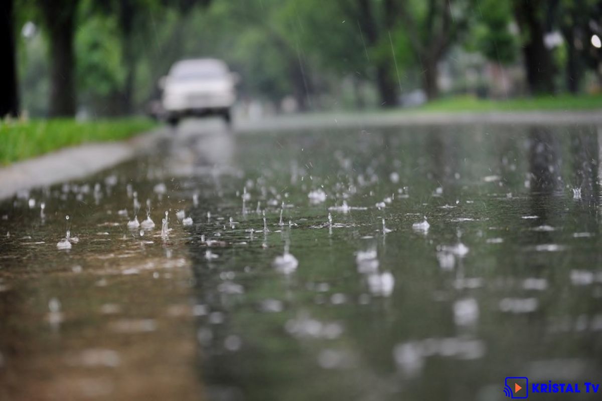 Ölkədə yağıntılı hava şəraiti davam edib - FAKTİKİ HAVA