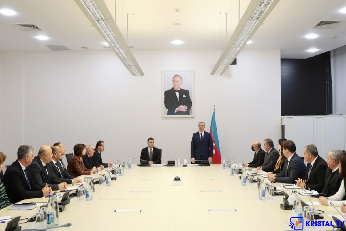 Dənizkənarı Bulvar İdarəsinin yeni sədri kollektivə təqdim olunub