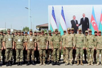 20 Özbəkistan-Azərbaycan taktiki komanda-qərargah təliminin təntənəli açılışı olub