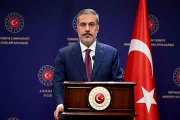 Türkiyə XİN başçısı: Rusiya və Ukrayna masa arxasında oturmaq nöqtəsində deyillər