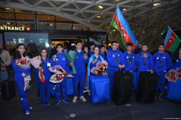 Qızıl və gümüş medallar qazanan gimnastlarımız Vətənə qayıtdılar