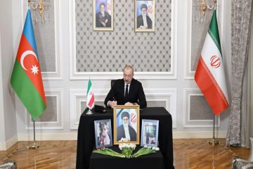 Prezident İran səfirliyinə gedib başsağlığı verdi 